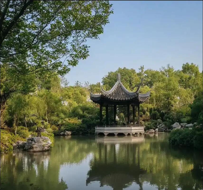 高安疯子餐饮有限公司